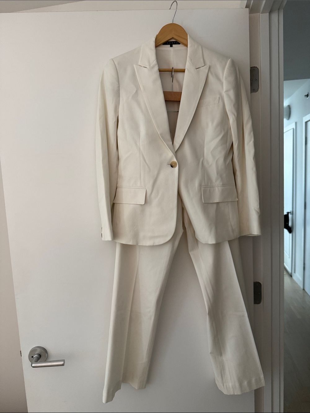 Theory Tailored Cream Women's Blazer and Trouser Suit